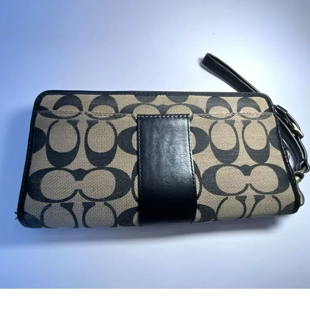 Vintage Coach Monogram Wristlet; Black C's with strap must see